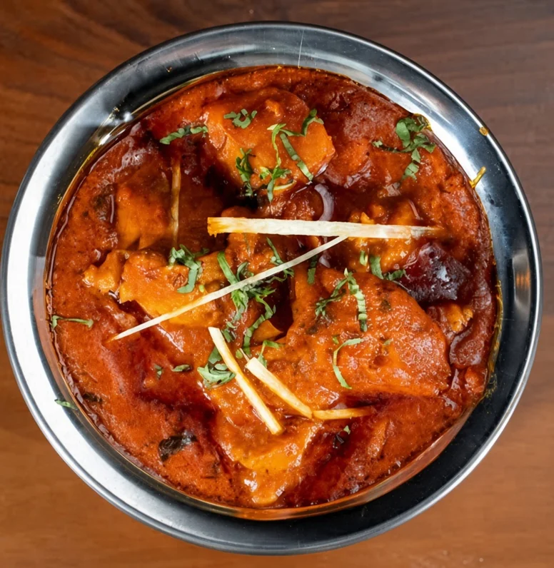 Chicken tikka masala, a non-veg curry at de Delhi Indian & Hakka Kitchen, Mississauga